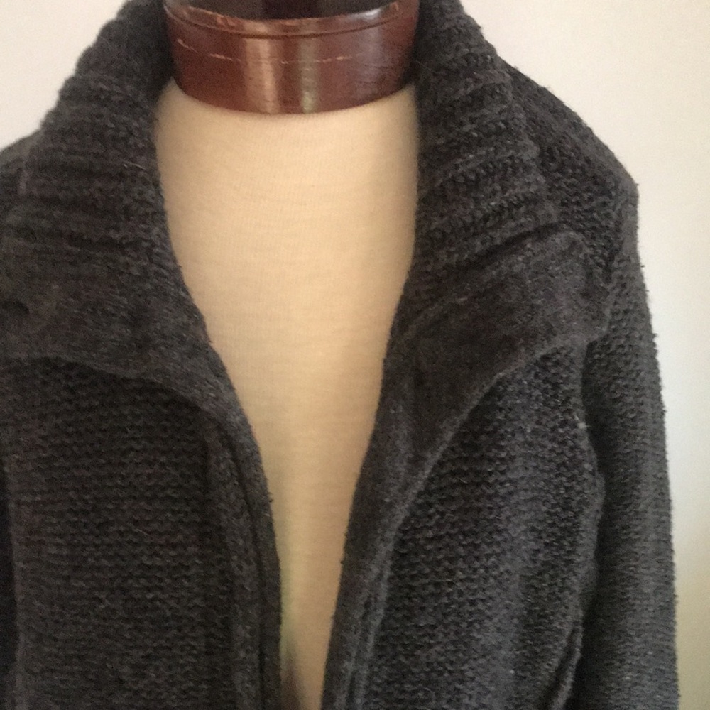 Sweater - Picture 2 of 4